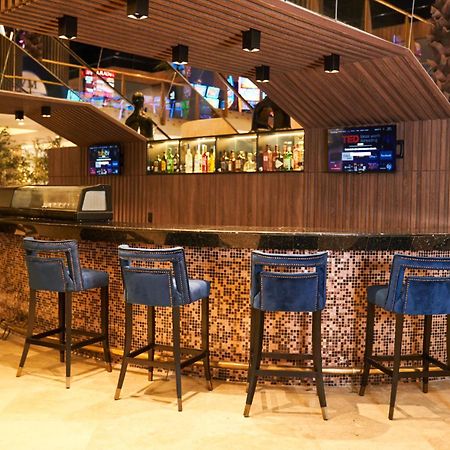 Waymore Hotel Spa & Casino パナマ・シティー エクステリア 写真